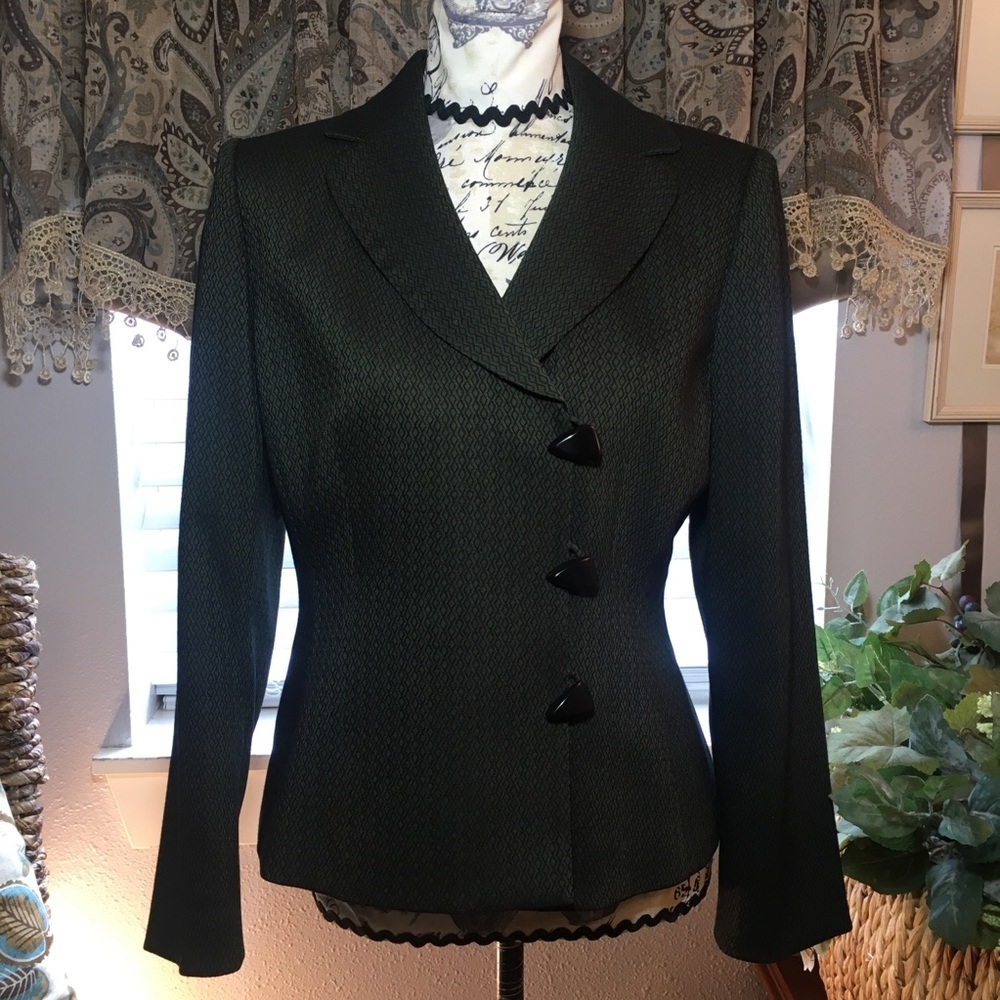 Tailored Black Women's Blazer Jacket